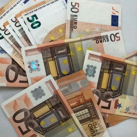 Kļūdainu maksājumu varēs atmaksāt bez personas iesnieguma